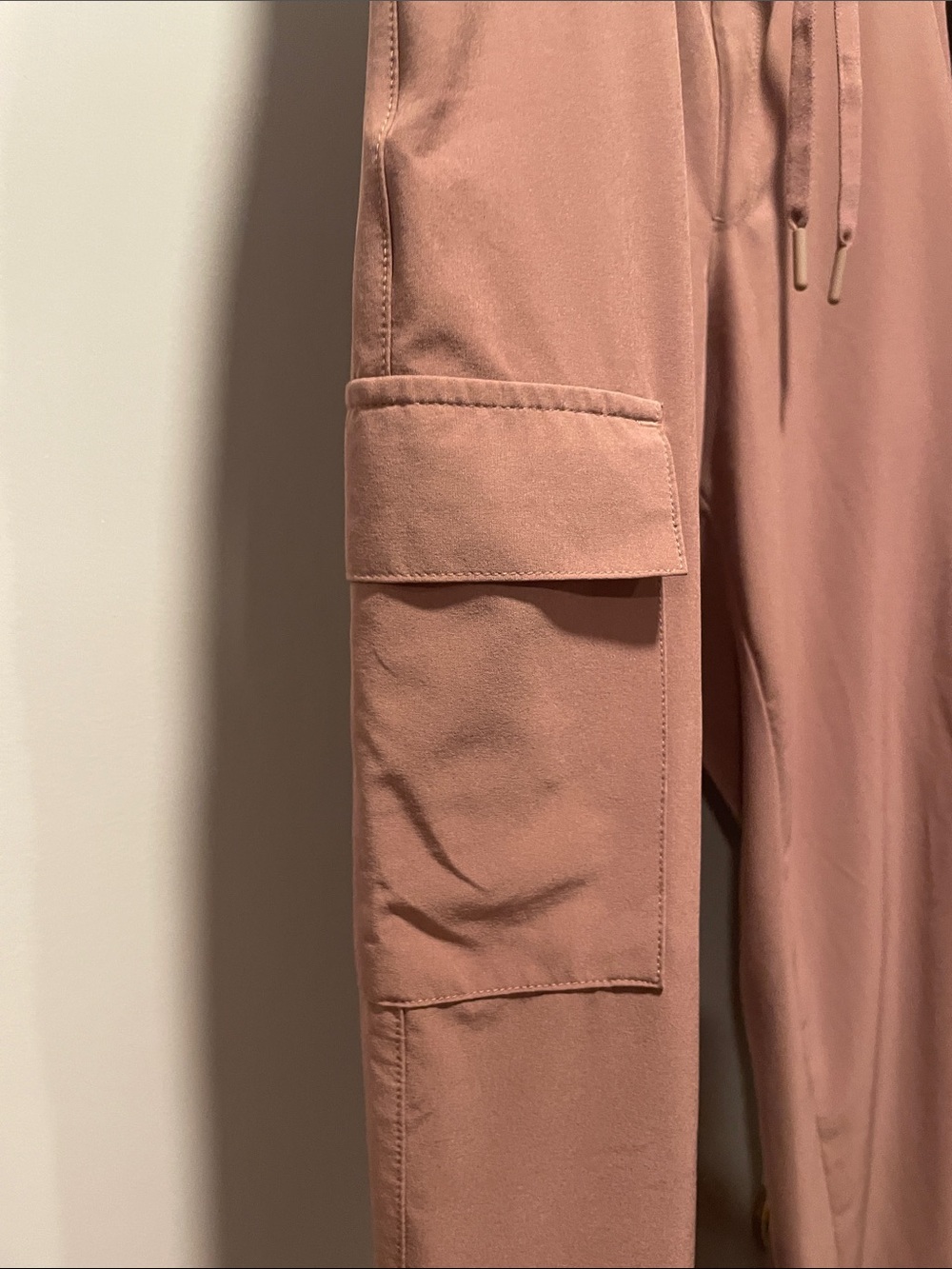 All In Motion Dusty Rose Cargo Joggers with Flap Pocket size M - Picture 2 of 9